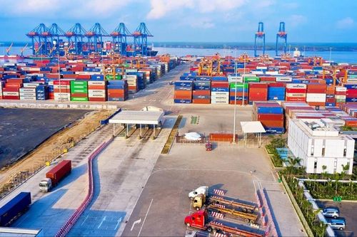 Mỹ hoãn áp thuế 90 ngày: Việt Nam làm gì trong 'thời gian vàng'?