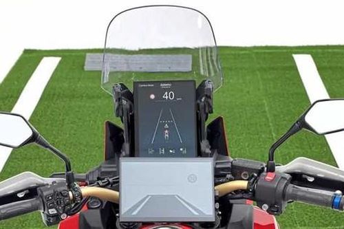 Honda đưa công nghệ hỗ trợ lái của ô tô lên xe máy