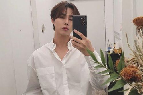 Nam ca sĩ lạm dụng thuốc nhuận tràng để giảm cân vì áp lực ngoại hình trong showbiz