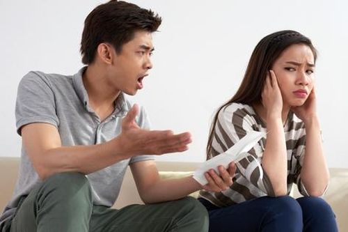 Người chồng độc hại
