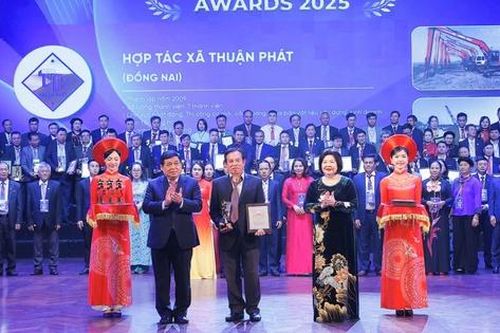 Vinh danh 100 hợp tác xã tiêu biểu, góp phần phát triển kinh tế - xã hội của đất nước