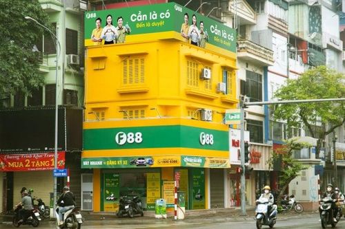 F88 'mượn' vai những người khổng lồ bước ra ánh sáng