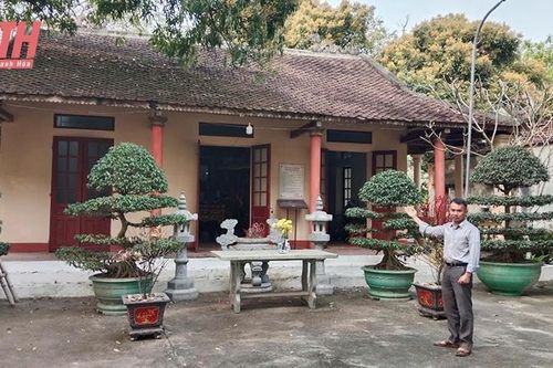 Về làng cổ Tường Vân