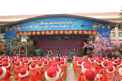 Sôi nổi Giao lưu tiếng Anh tại Trường Mầm non 20 - 10