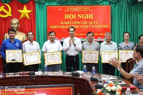 Khắp nơi trong tỉnh ngày 11-4-2025