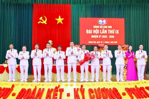 Đại hội Đảng bộ Kho 858 lần thứ IX