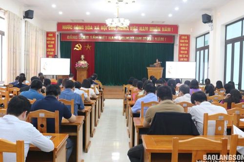 160 đại biểu tham gia tập huấn phiếu thu thập thông tin lập bảng kê tổng điều tra nông thôn, nông nghiệp năm 2025