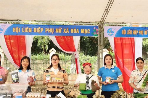 Đặc sắc Chợ nông sản huyện Văn Bàn năm 2025