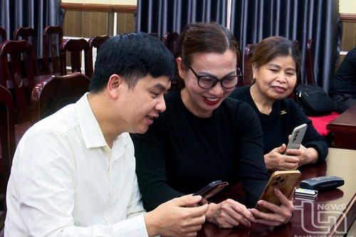 Tuyên truyền về chuyển đổi số, dịch vụ công và trí tuệ nhân tạo