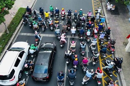 TP.HCM: Lúng túng với vạch mắt võng, nhiều người vô tình phạm luật
