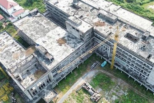 Bố trí 1.300 tỷ đồng khởi động lại Bệnh viện Ung bướu Cần Thơ sau nhiều năm 'đắp chiếu'