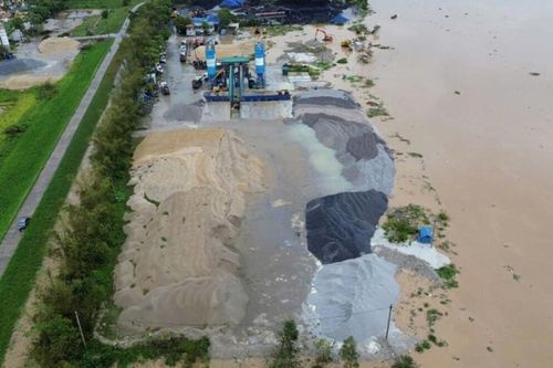 Huyện Kim Thành yêu cầu chấm dứt, giải tỏa các trạm trộn bê tông, asphalt không phép