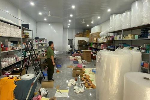 Phòng An ninh mạng Công an tỉnh Bắc Giang phát hiện 3 hộ kinh doanh hàng hóa vi phạm pháp luật