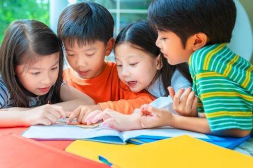 Lan tỏa tri thức tài chính từ trường học đến cộng đồng