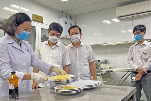 Hà Nội: Ba đoàn kiểm tra đột xuất an toàn thực phẩm trong một tháng từ 15/4