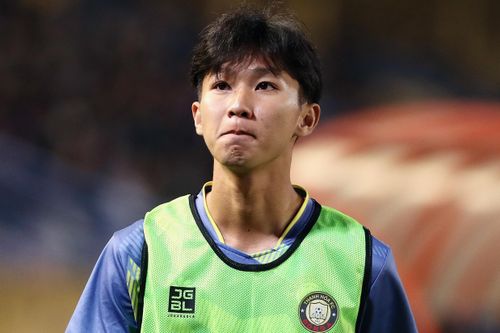 Tuyển thủ Lào đặt cột mốc lịch sử tại V.League