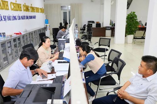 Chú trọng công tác cán bộ, tạo tiền đề phát triển