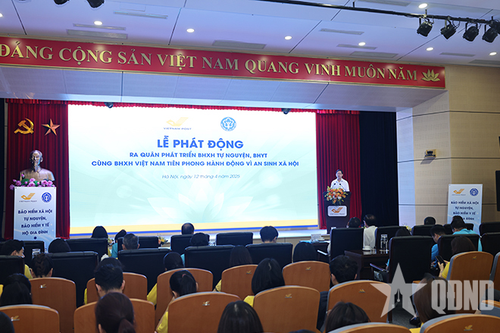 Đẩy mạnh tuyên truyền người dân tham gia bảo hiểm xã hội tự nguyện, bảo hiểm y tế