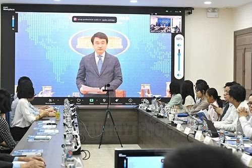 Thành phố Hồ Chí Minh: 50 năm triển khai đường lối đối ngoại Việt Nam và định hướng trong giai đoạn mới