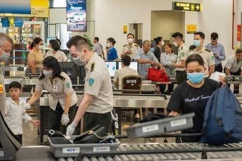 'Cháy vé' nhiều chặng bay du lịch dịp 30/4 - 1/5