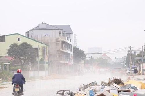 Đường hơn 1km làm 30 năm chưa xong, thành nơi tập kết rác thải