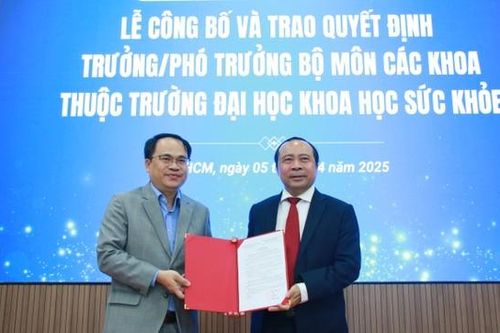 Điều động, phân công nhân sự chủ chốt tại 2 tỉnh, thành phía Nam