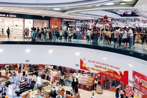 Vạn Hạnh Mall 'tăng cường bảo vệ trực' sau liên tiếp 2 vụ nhảy lầu tử vong