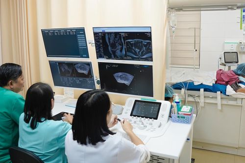 Kỹ thuật mới điều trị các khối u 'không dùng dao, không nhìn thấy máu'