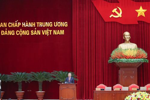 Thông cáo về ngày làm việc thứ 3 của Hội nghị Trung ương 11 khóa 13