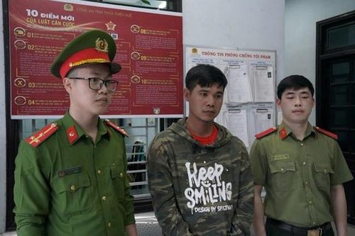 Đòi tiền rồi đánh bạn gái, nam thanh niên bị khởi tố