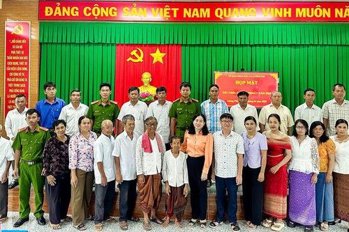Các xã, thị trấn huyện Tri Tôn họp mặt Tết Chol Chnam Thmay