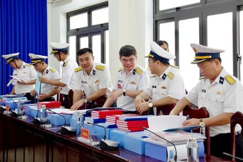 Quân chủng Hải quân kiểm tra tháng đầu huấn luyện tại Vùng 3 Hải quân