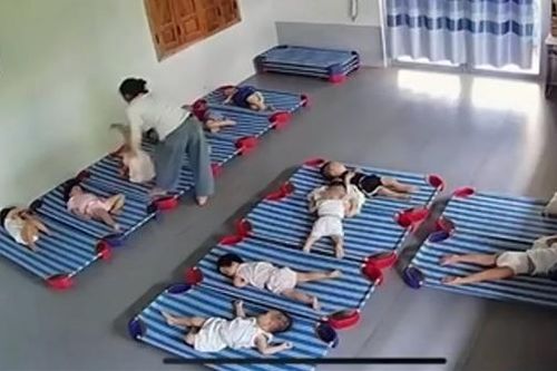 Tạm dừng hoạt động nhóm trẻ xảy ra bạo hành trẻ em, tiếp tục điều tra xử lý