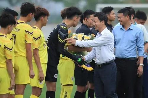 Khai mạc giải bóng đá hạng Nhì quốc gia 2025