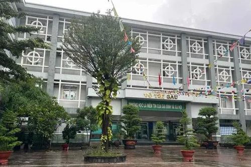 Yêu cầu làm rõ 29 học sinh ngộ độc ở TP. HCM