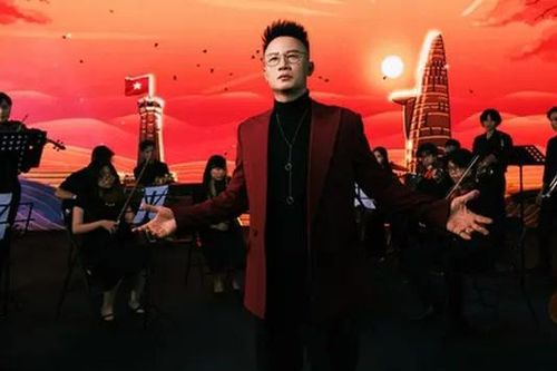 Hoàng Bách khơi dậy tình yêu nước qua MV mới