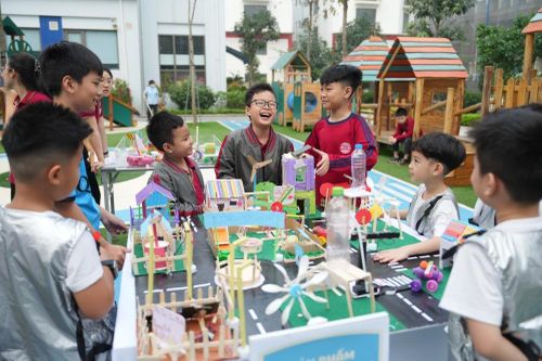 Khơi dậy sự sáng tạo, tư duy khoa học qua ngày hội STEAM DAY 2025 tại Times Schools Khai Sơn