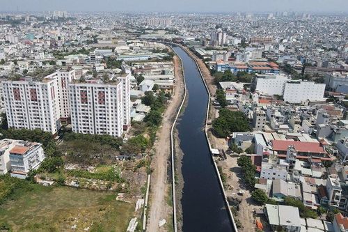 Kỷ niệm 50 năm Ngày Giải phóng miền Nam, thống nhất đất nước (30/4/1975 - 30/4/2025): Khát vọng vươn mình từ vùng đất phương NamBài 4: Thành phố Hồ Chí Minh - Diện mạo mới bên những dòng kênh