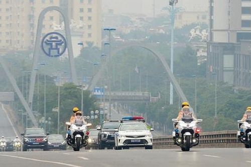 Phân luồng giao thông phục vụ đoàn khách quốc tế sang thăm và làm việc