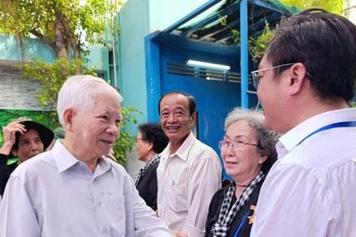 Họp mặt truyền thống '50 năm tự hào sáng mãi ngọn lửa thanh niên'