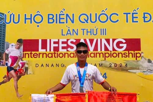 Nam thanh niên dũng cảm lao xuống sông cứu người tự tử
