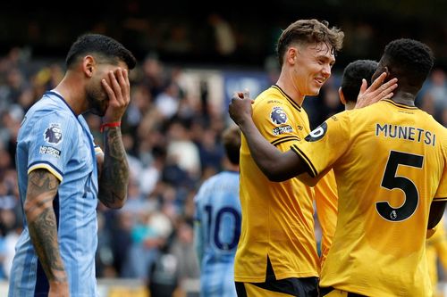 Wolves nhấn chìm Tottenham