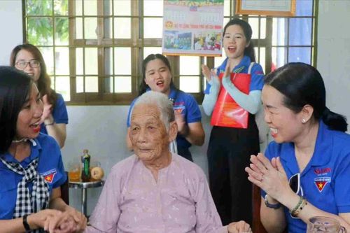 Nhiều hoạt động ý nghĩa của Đoàn Thanh niên Báo SGGP tại huyện Cần Giờ