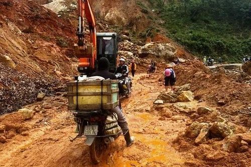 Thủy điện ở Lào Cai bị sạt lở, 2 người ở Lai Châu mất tích