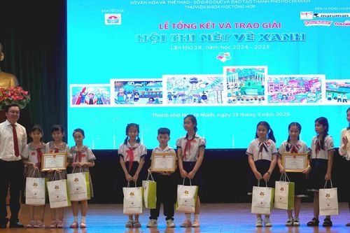 Trao giải Hội thi Nét vẽ xanh lần thứ 28