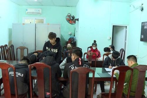 Bắt nhóm 'sửu nhi' ở Huế vô cớ đánh người trọng thương