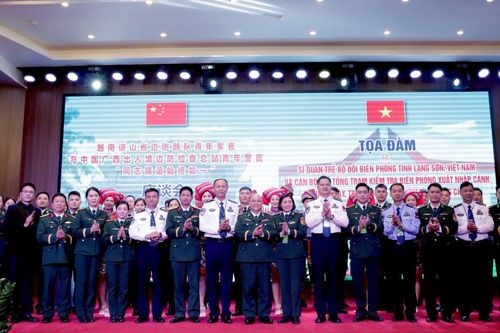 Tăng cường giao lưu, hợp tác, thúc đẩy mối quan hệ đoàn kết, hữu nghị hai bên biên giới Việt Nam - Trung Quốc