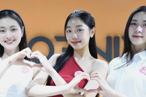 4 nữ sinh Đại học Ngoại thương ở Hoa hậu Việt Nam