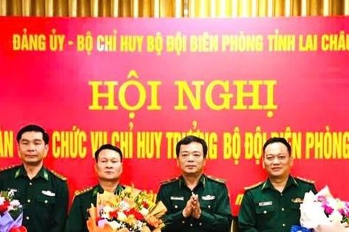 Công bố quyết định của Bộ Quốc phòng về công tác nhân sự