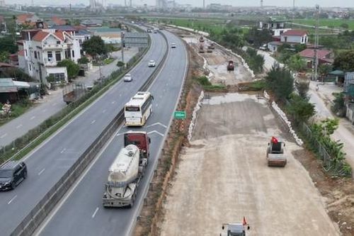 Cận cảnh công trường mở rộng cao tốc Cao Bồ - Mai Sơn lên 6 làn xe